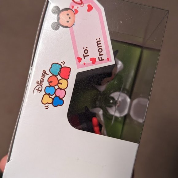 Disney RARE Tsum Tsum Series Mickey and Minnie Valentines Day Tsweeties - Picture 3 of 9